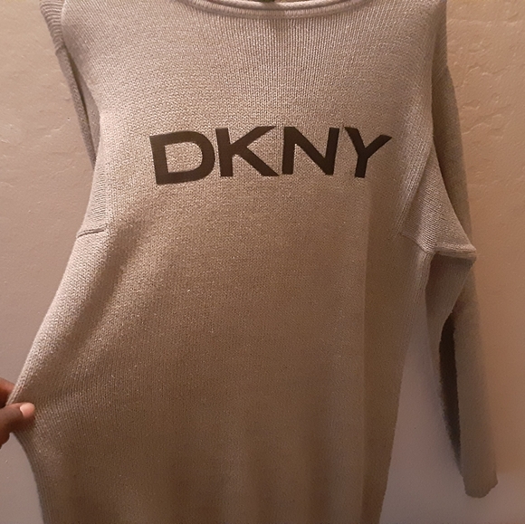 Gently used purse - Picture 4 of 12